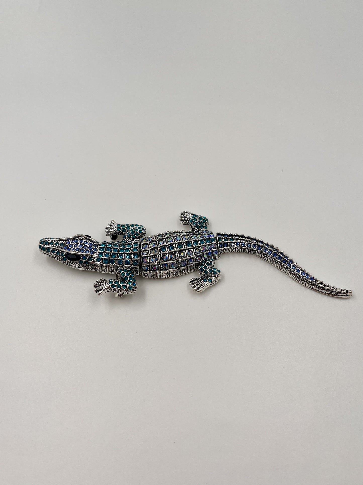 Broche crocodile BLEU