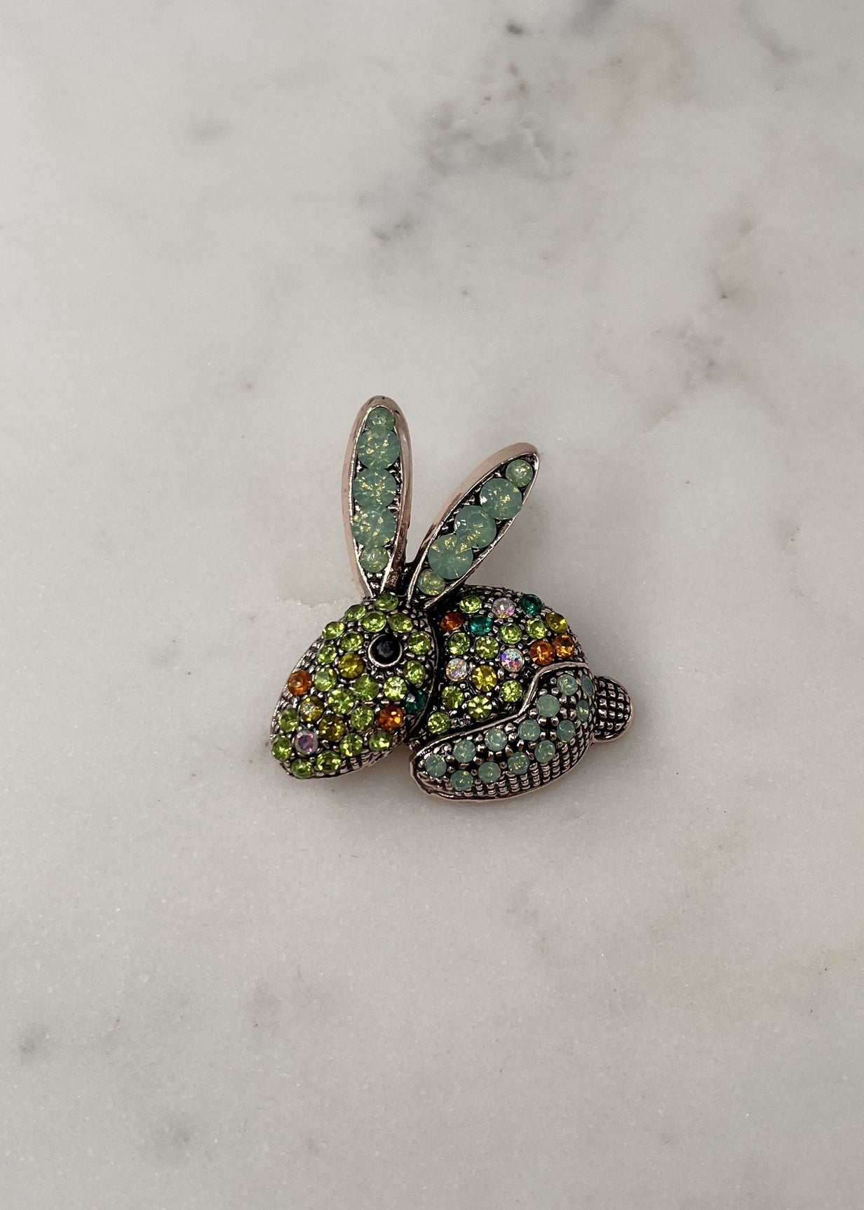 Broche lapin STRASS MULTI